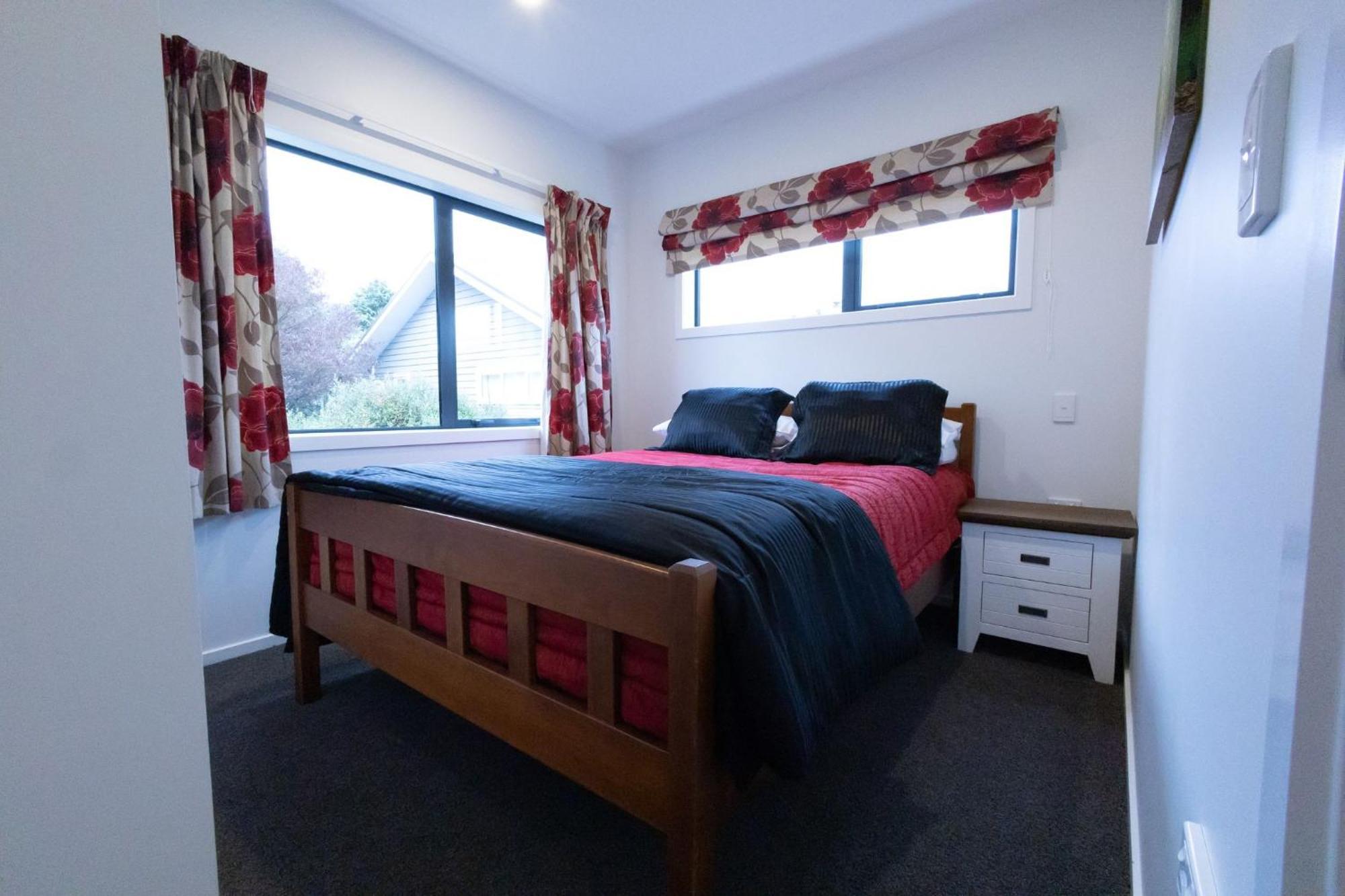 Stoney Hedge Villa Turangi Exterior photo